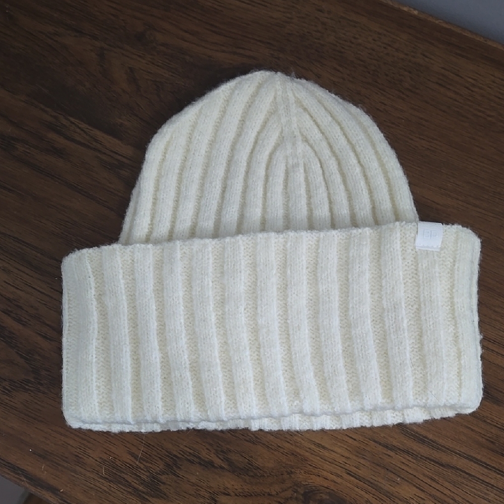 BP Cream Ribbed Chunky Knit Beanie Cozy Cabincore